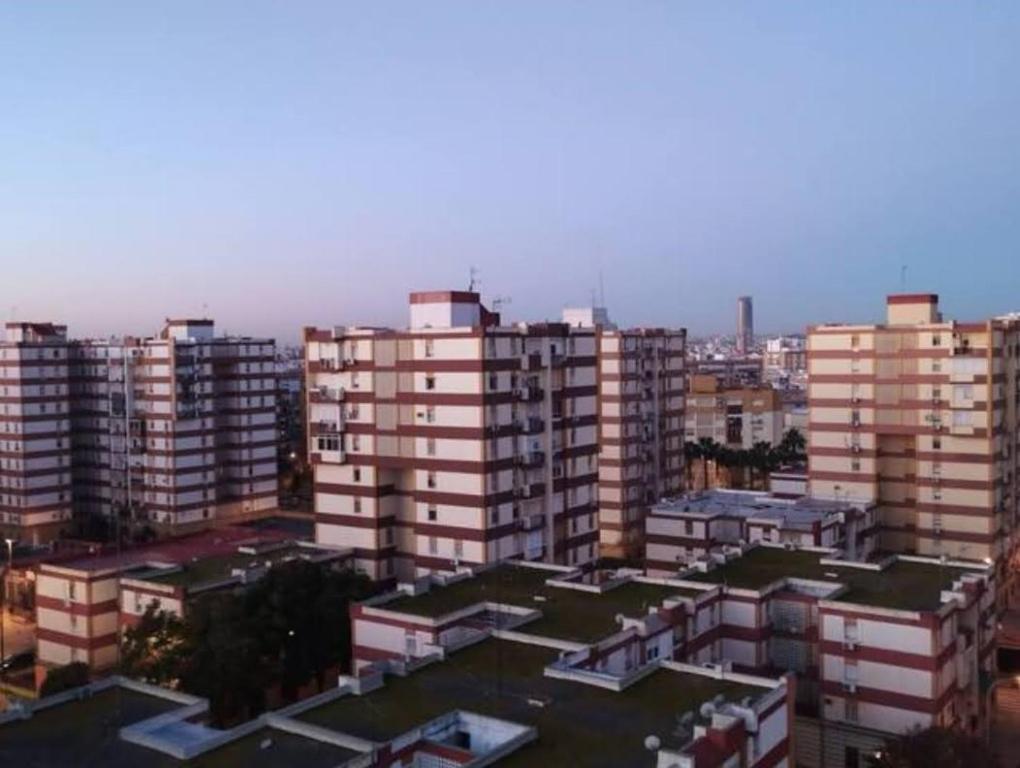 Habitaciones Privadas Con Cama Doble En Sevilla מראה חיצוני תמונה
